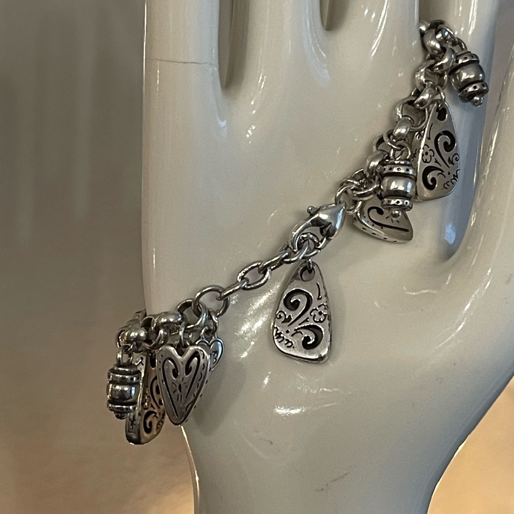 Beautiful Retired Brighton Contemporary Heart Silver Bracelet in Brighton Tin